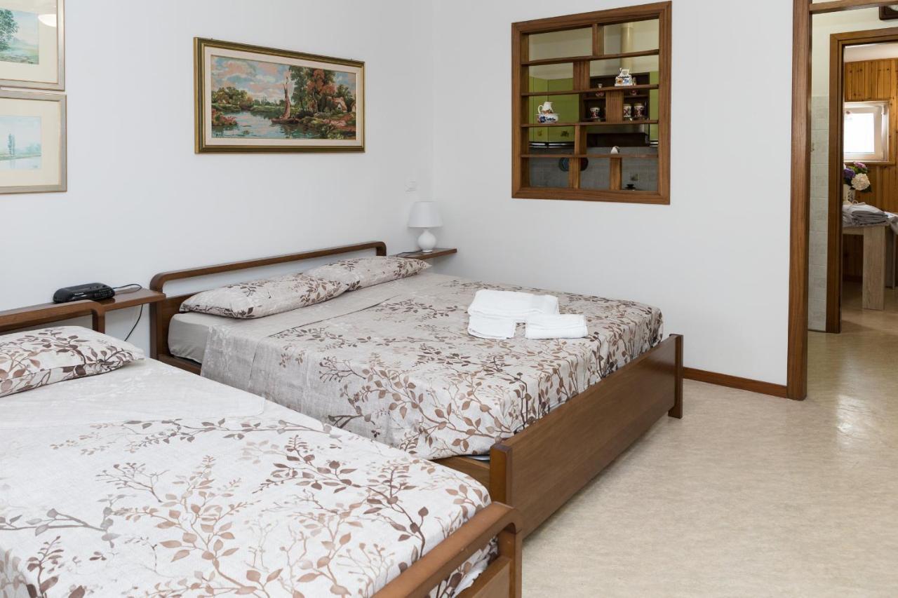 Casa Flora Apartment Treppo Grande Luaran gambar